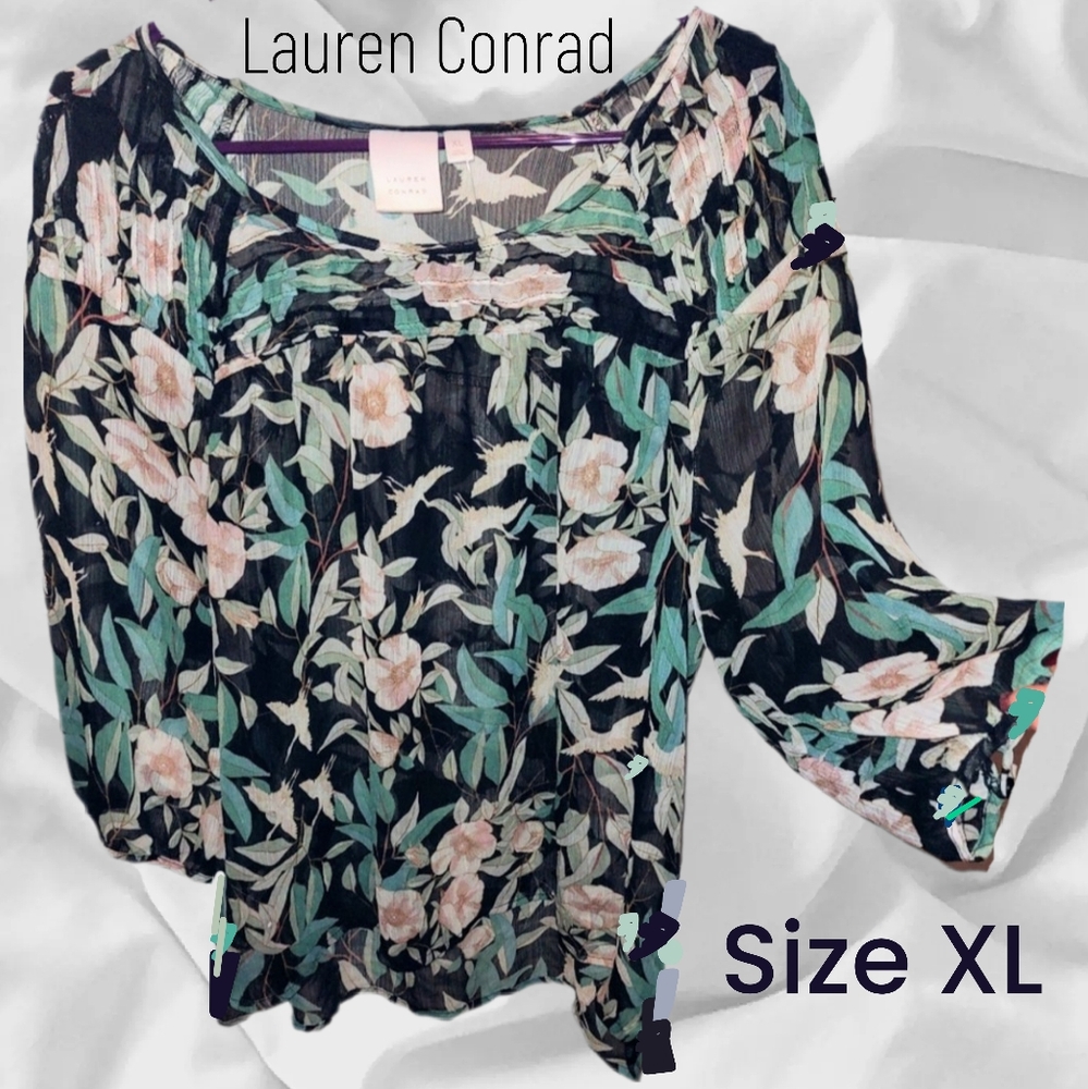 Vince Camuto Asymmetrical Green and Black 3/4 Sleeve Blouse